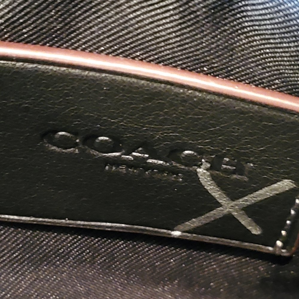 Coach Leather Crossbody / Shoulder Messenger Bag - Picture 5 of 6